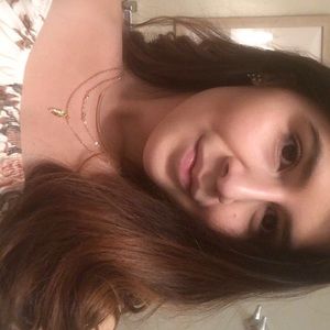 Meet your Posher, Cindy